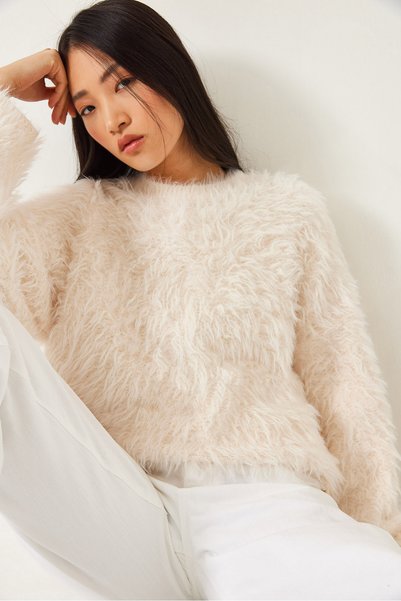 Women's Cream Furry Oversize Sweater 241205 60261212