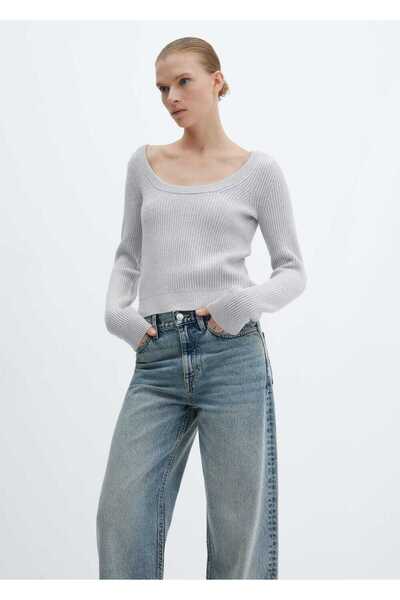 Low-Cut Collar Sweater