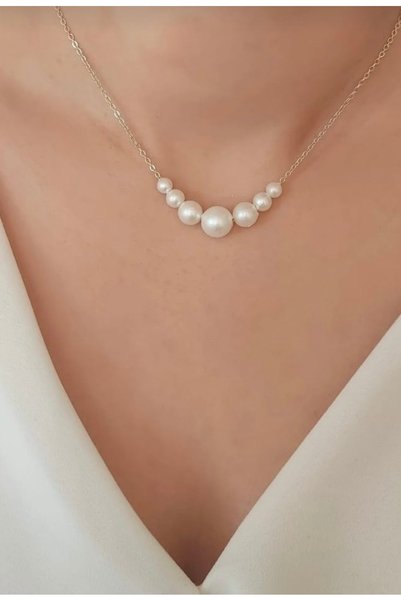 Women's Pearl Beaded Gold Necklace