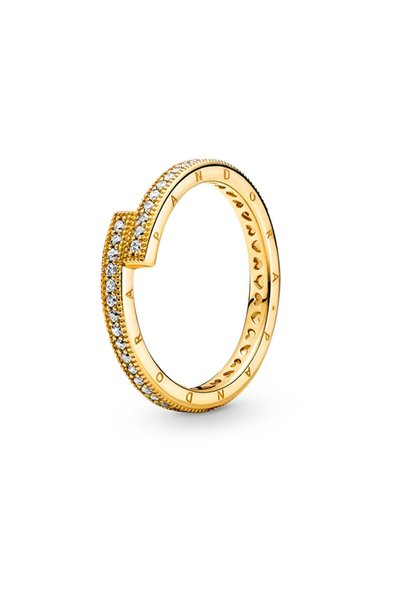 Sparkling Intersected Ring