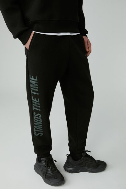 Stands Men's Cotton Fleece Inside Soft Black Sweatpants