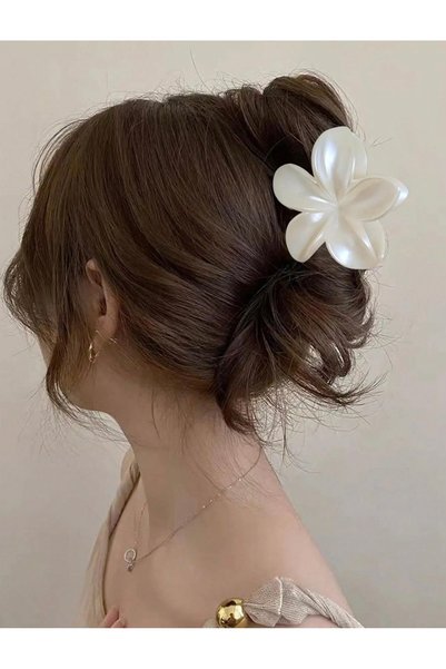 Women's Pearl Lotus Buckle