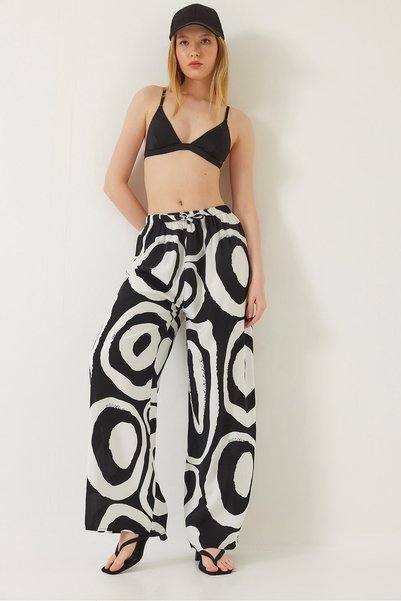 Women's Black and White Waist-Tie Patterned Viscose Trousers 60261358