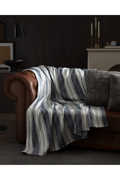 Nanny tv blanket - grey/indigo