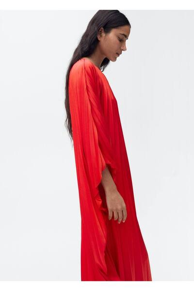 Pleated Three-Quarter Sleeve Dress