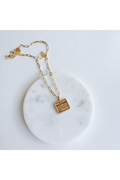 Calendar necklace