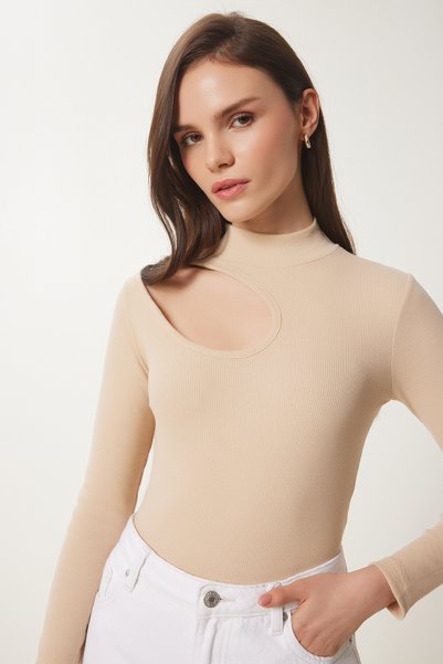 Women's Cream Cut Out Detailed Corded Knitted Blouse GT00065