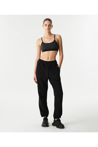 Logo Embroidered Jogger Pants