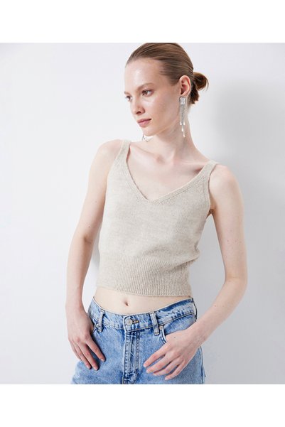Strappy Knitwear