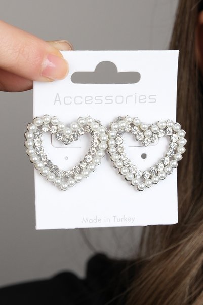Women's Pearl and Stone Heart Earrings - Fade-Resistant Stylish Design