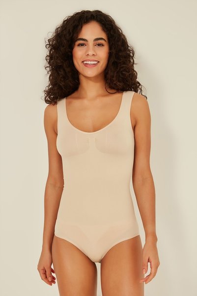 C11924 Thick Strap Stud Body Skin