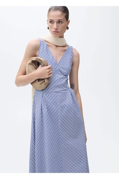 Dress --