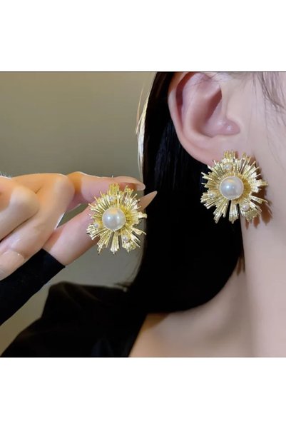 Gold Women's Sun Earrings - Pearl Detailed