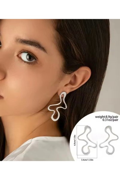 Women's Geometric Flowing Drop Design Silver Earrings