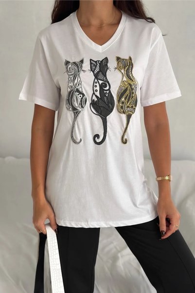 Women's White V-Neck Large Size Cat Sequin Sequin Embroidered 100% Cotton T-Shirt