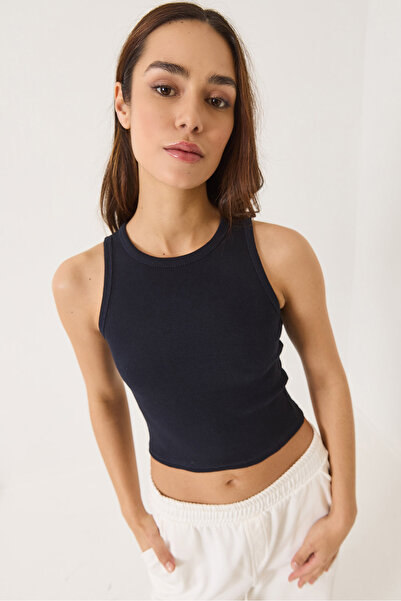 Женска ребраста маичка со врзување околу врат Basic Crop Top 60602045