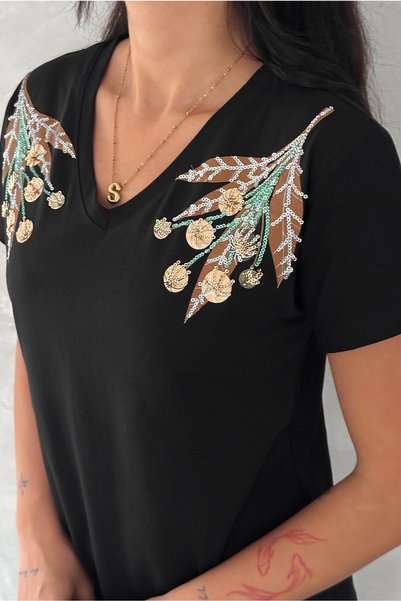 Women's Black V-Neck Shoulder Flower Sequin Sequin Embroidered 100% Cotton T-Shirt