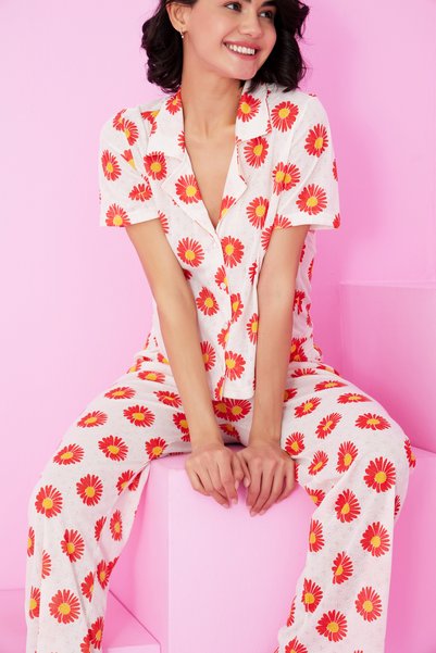 White Red Daisy Patterned Pointel Openwork/Holework Shirt Collar Knitted Buttoned Pajama Set