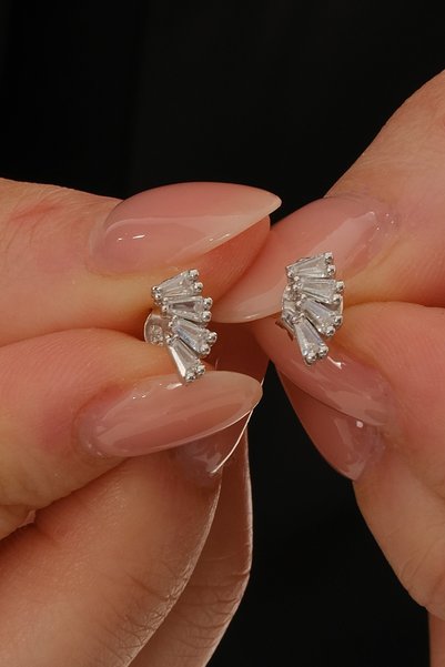 Silver Rhodium Four Baguette Cut Zircon Stone Earrings Sgtl12848Rodaj