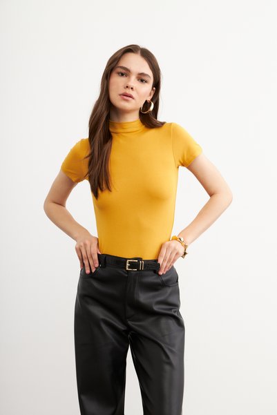 Women's Mustard Short Sleeve Blouse