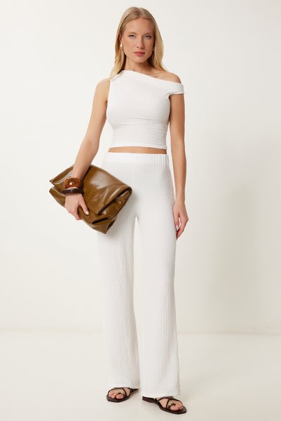 Women's White Textured Summer Blouse Pants Suit Fw00009