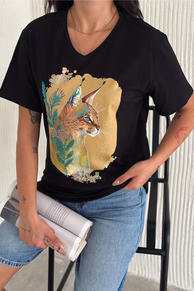 Women's Black V-Neck Plus Size Cat Sequin Embroidered 100% Cotton Plus Size T-Shirt