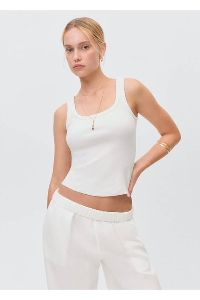 Straight cut linen trousers