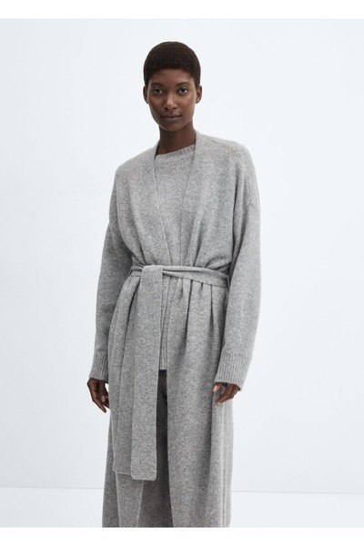 Long knitted cardigan
