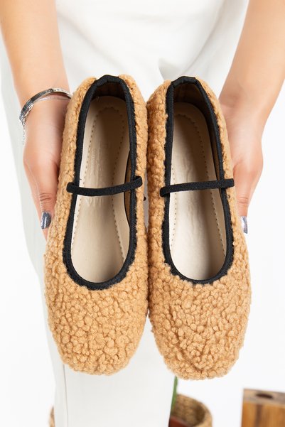 Women's Plush Rubber Detail Flat Sole Mary Jane Tedy Ballerinas