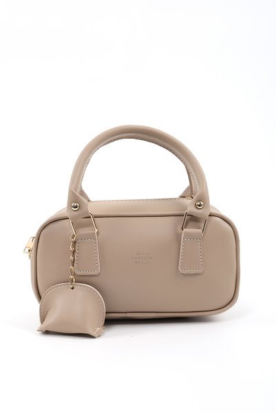 Mink Shk207 Faux Leather Charm Detailed Zippered Hand, Arm and Shoulder Bag with Strap