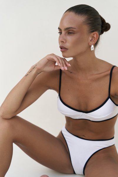 Laili Contrast Stripe Detailed White Bikini Bottom