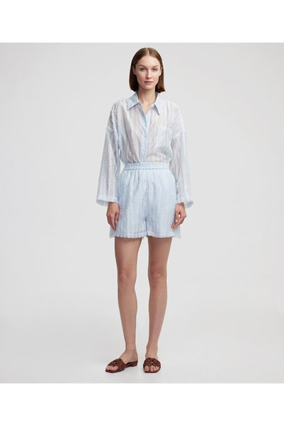 Textured elastic waist shorts