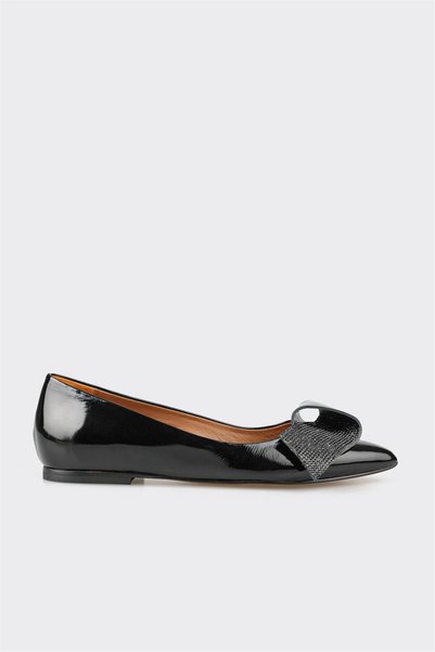 Black Leather Women's Casual Shoes
