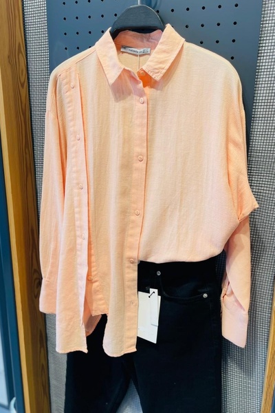 Women's Powder Buttoned 75% Cotton 25% Linen Oversize Shirt (Choose 1 Size Small)
