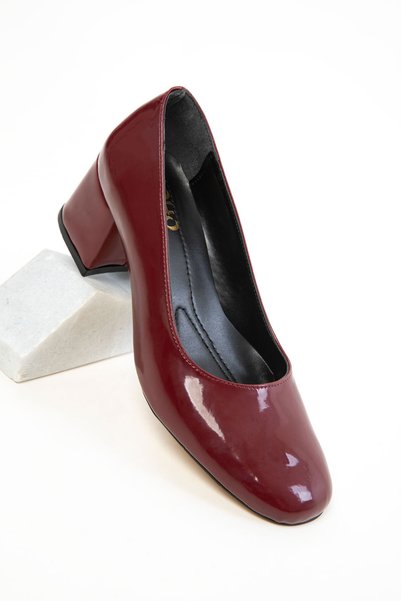 Burgundy Patent Leather Women's Classic Heeled Shoes 20808