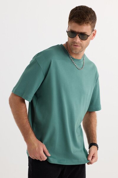 Unisex Oversize Wide Cut 100% Cotton Soft Textured Basic Crew Neck Green T-Shirt