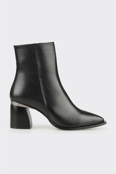 Black Leather Women's Classic Boots