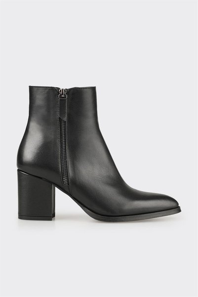 Black Leather Women's Classic Boots