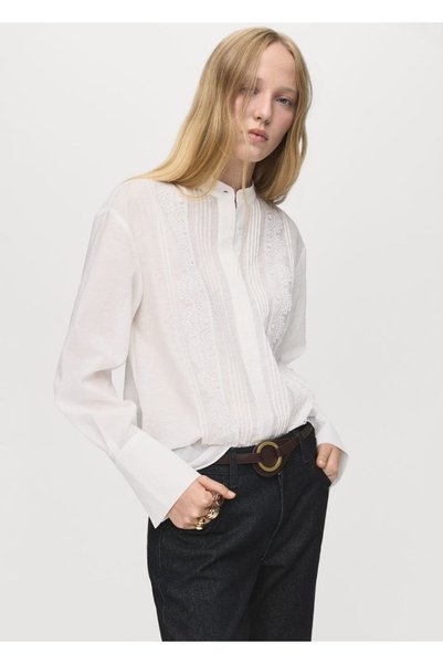 Lace detailed blouse