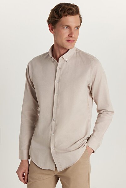 Машка кошула Slim Fit, со долги ракави, памучна, со Oxford текстура, лесна за пеглање, во боја на камен, со копчиња на јаката
