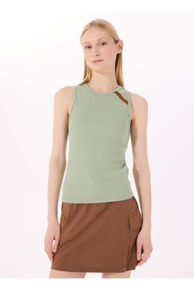 D5SL-TST3520 Light Khaki Relaxed Plain Women's Tank Top