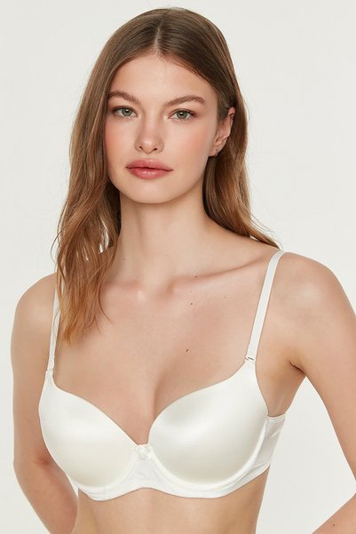 Ear-Styled Non-Waist Bra C17010 Ecru