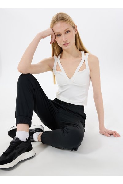 D5SL-TST3576 Off-White Relaxed Plain Women's Tank Top