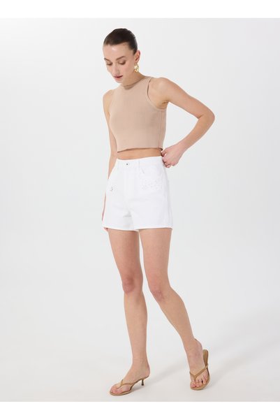 Standard Waist Regular White Women's Denim Shorts M5SL-SRT1741