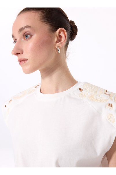 Crew Neck Embroidered Off-White Women's T-Shirt Fc5Sl-Tst0122