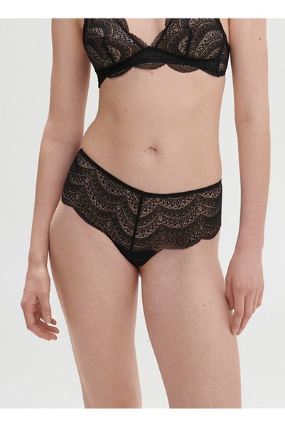 Black Woman Brazilian 12V630