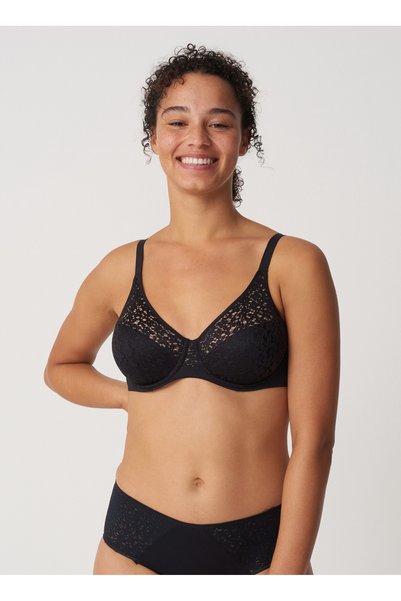 C13F10 Model Black Underwire Bra
