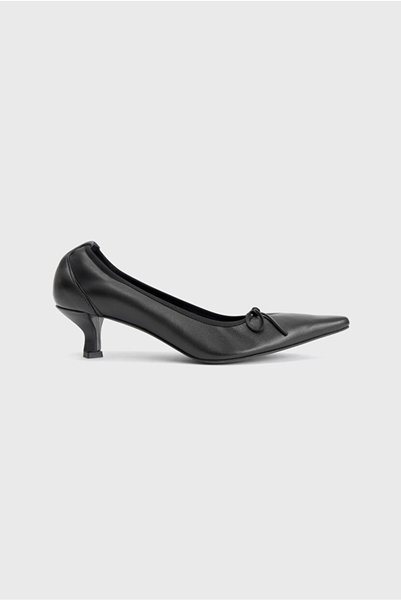 Bow-Tied Short Heeled Shoes