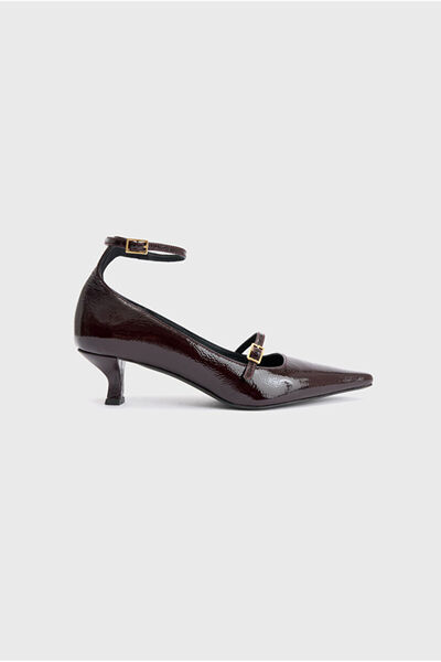 Ankle-Tied Short-Heeled Shoes