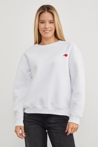 3 Thread Heart Printed Crew Neck Sweatshirt